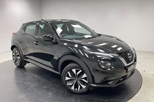 2025 Nissan JUKE ST F16