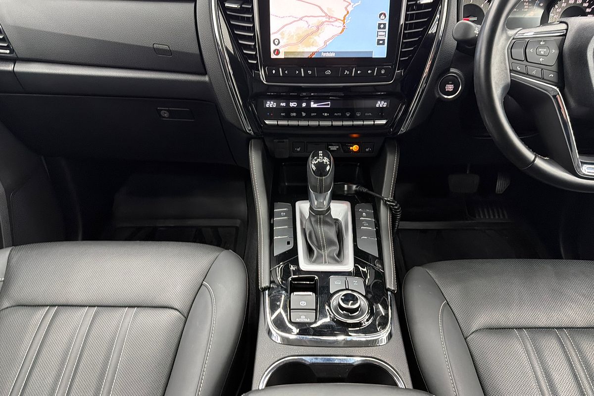 2022 Isuzu MU-X LS-T
