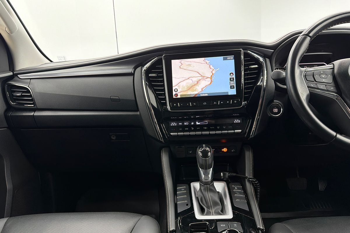 2022 Isuzu MU-X LS-T