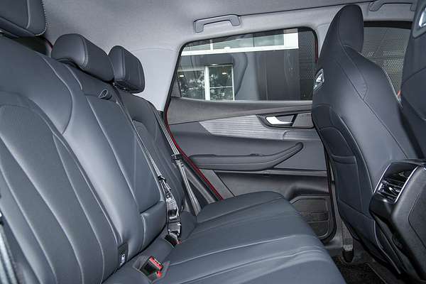 2026 Chery Tiggo 4 Ultimate thumb-8
