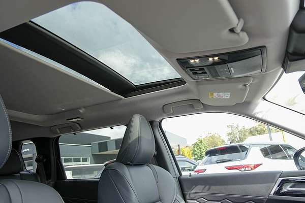 2026 Mitsubishi Outlander Exceed ZM thumb-11