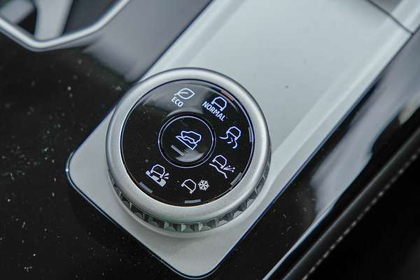 2026 Mitsubishi Outlander Exceed ZM thumb-15