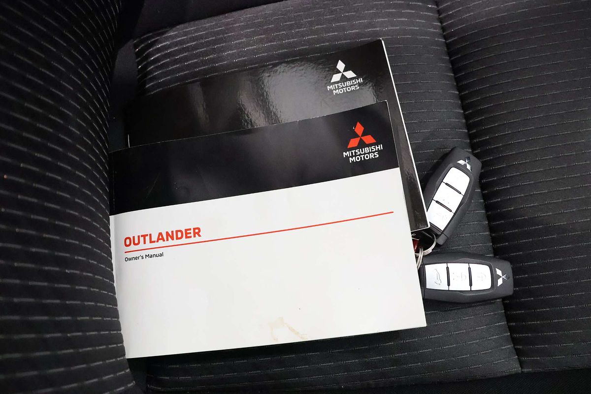 2021 Mitsubishi Outlander LS ZM