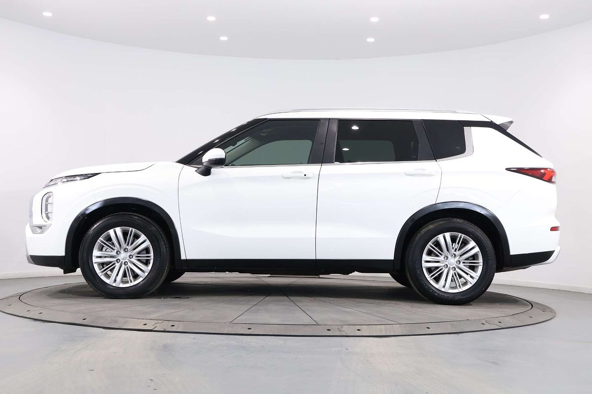 2021 Mitsubishi Outlander LS ZM