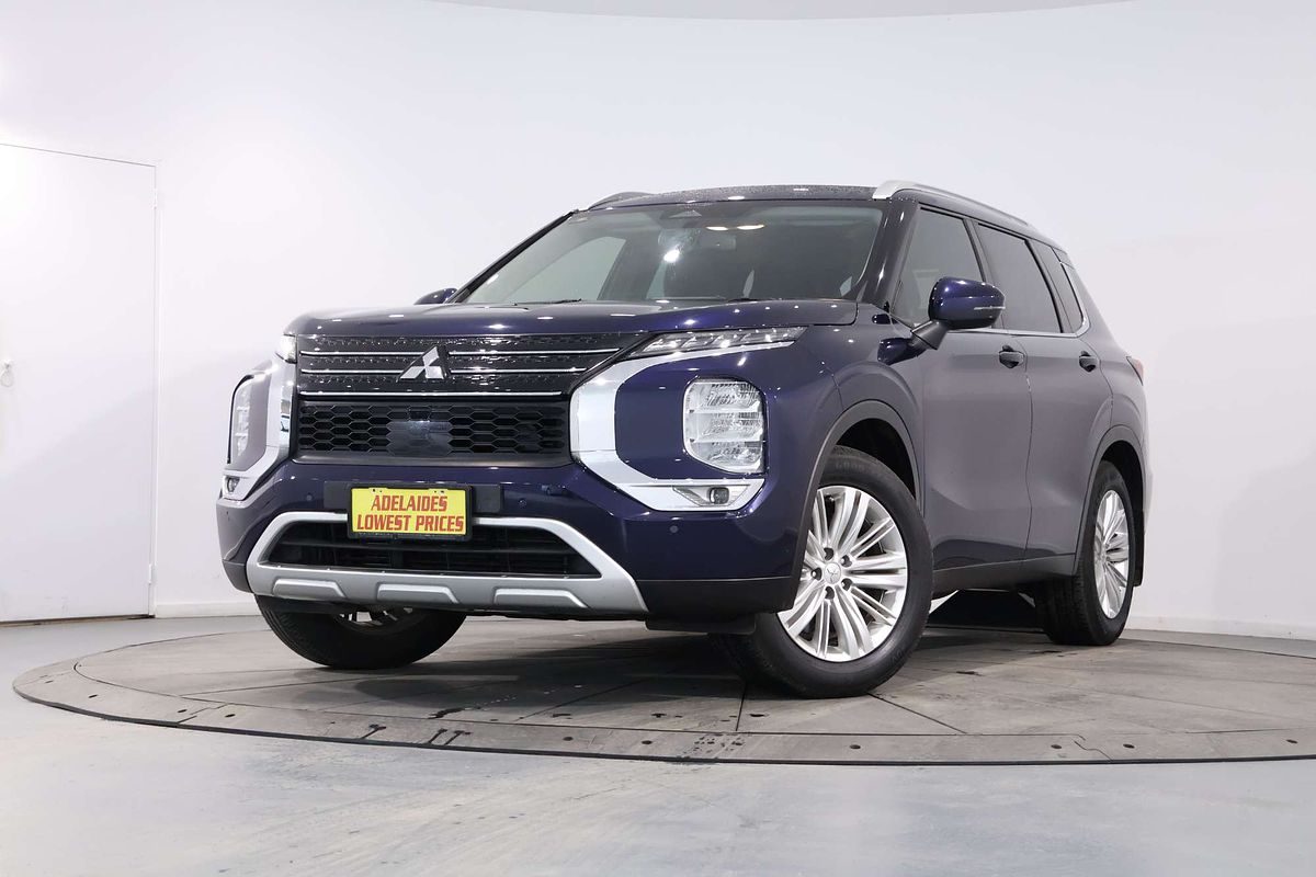 2022 Mitsubishi Outlander LS ZM