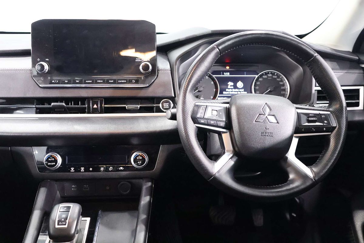2022 Mitsubishi Outlander LS ZM