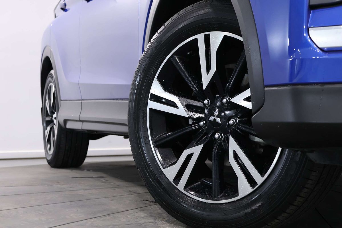 2023 Mitsubishi Eclipse Cross LS YB