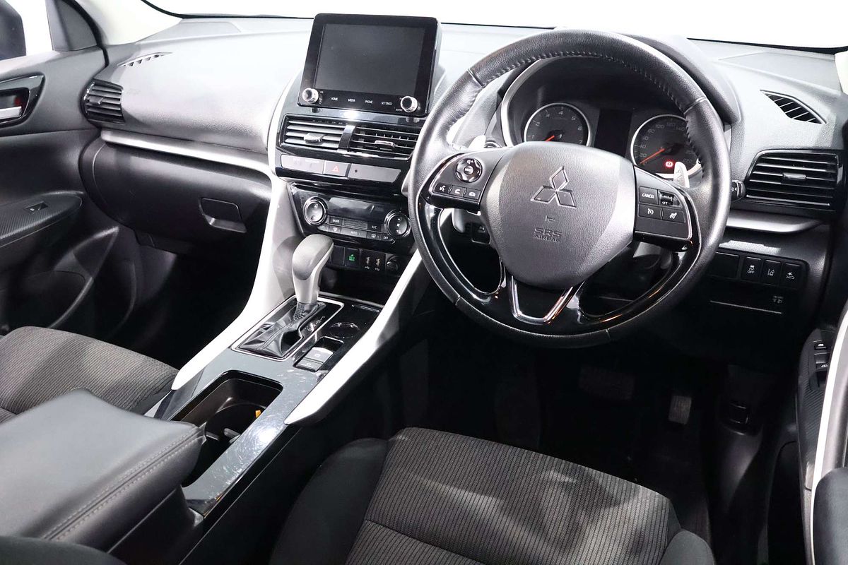 2023 Mitsubishi Eclipse Cross LS YB