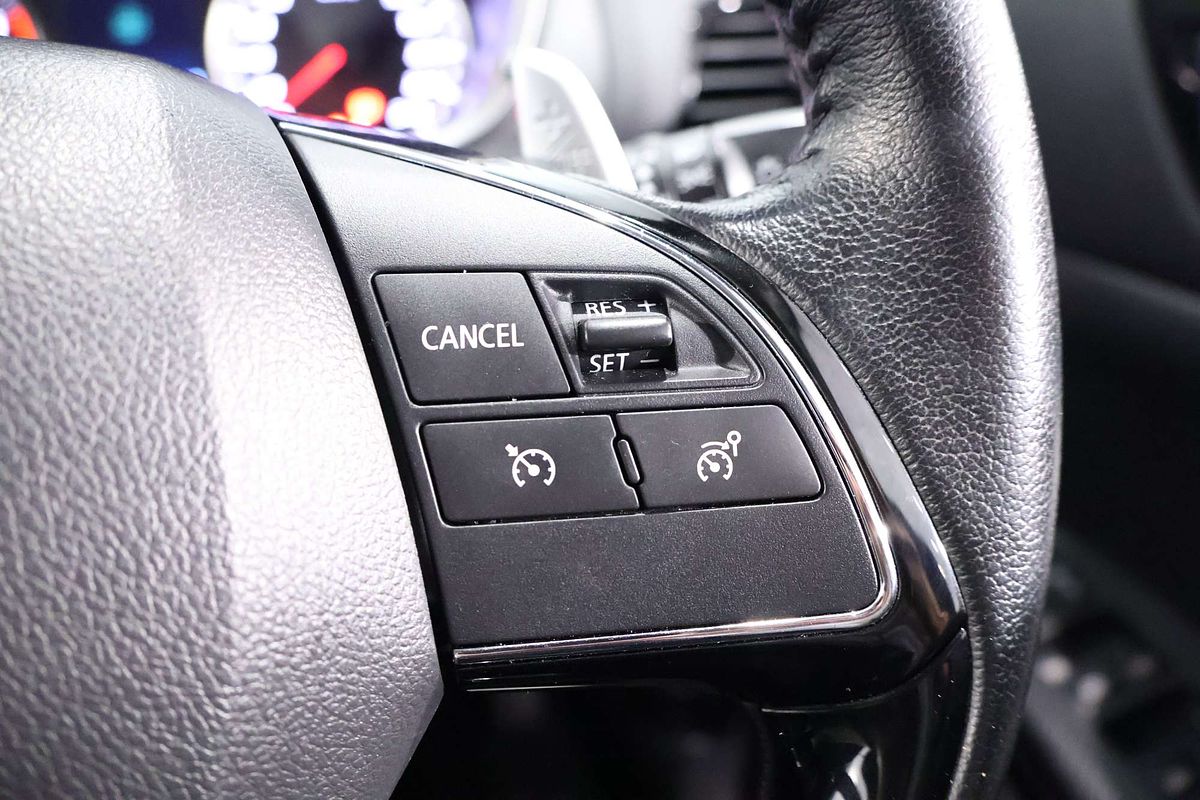 2023 Mitsubishi Eclipse Cross LS YB