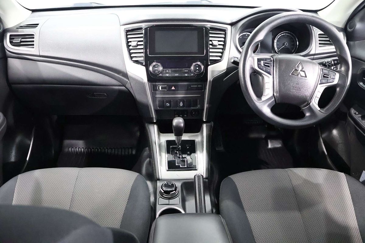 2020 Mitsubishi Triton GLX+ MR 4X4