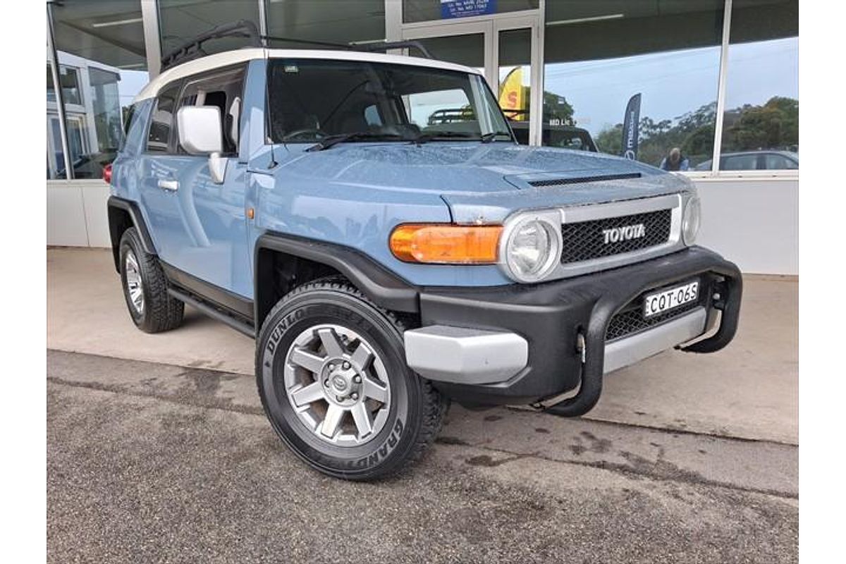 2014 Toyota FJ Cruiser GSJ15R