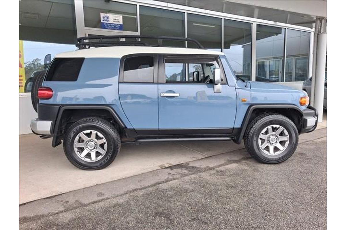 2014 Toyota FJ Cruiser GSJ15R