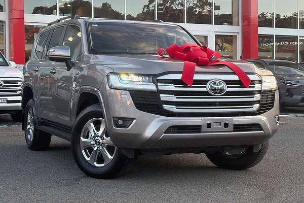 2025 Toyota Landcruiser VX FJA300R
