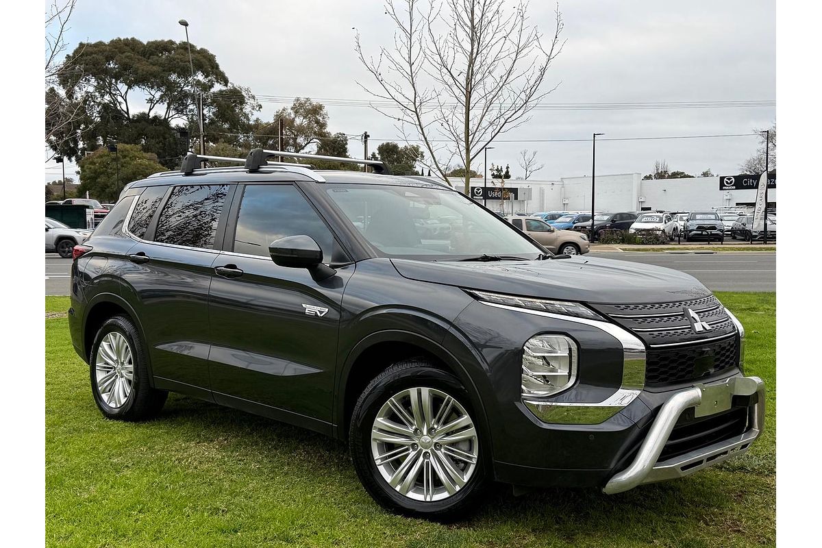 2024 Mitsubishi Outlander PHEV ES ZM