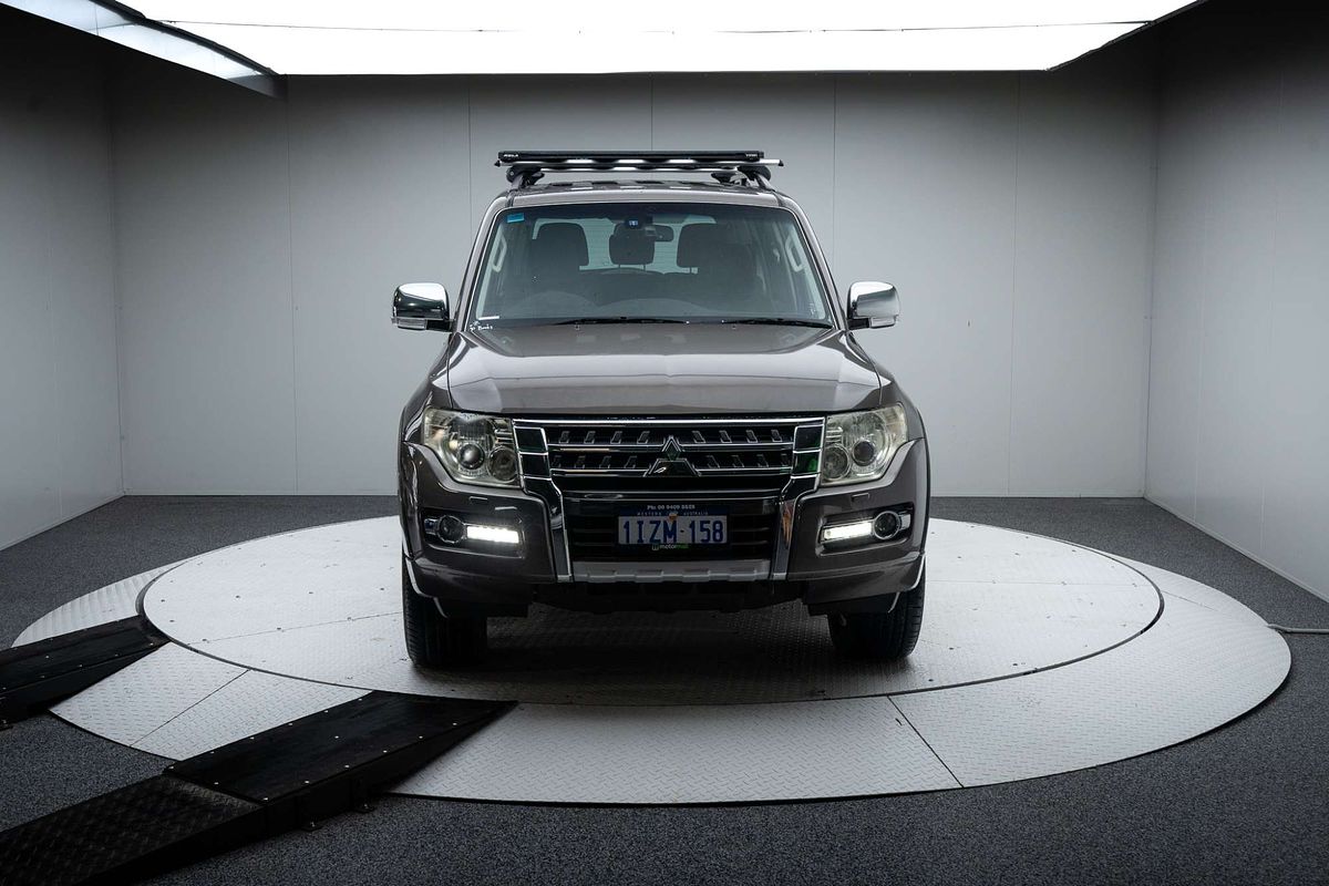 2015 Mitsubishi Pajero Exceed NX