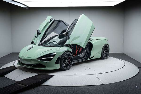 2017 McLaren 720S Performance P14