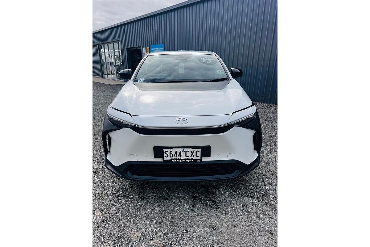 2024 Toyota bZ4X XEAM10R