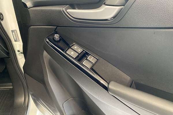 2026 Mazda BT-50 XS TF thumb-16