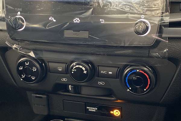 2026 Mazda BT-50 XS TF thumb-26