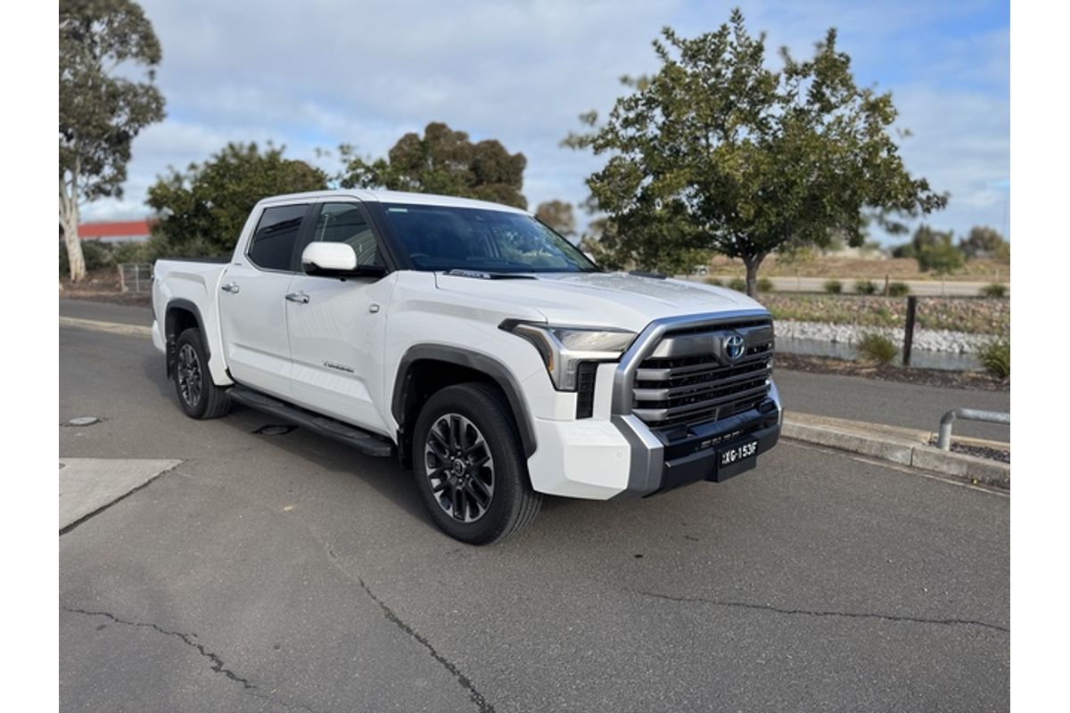 2024 Toyota Tundra Limited VXKH75L 4X4