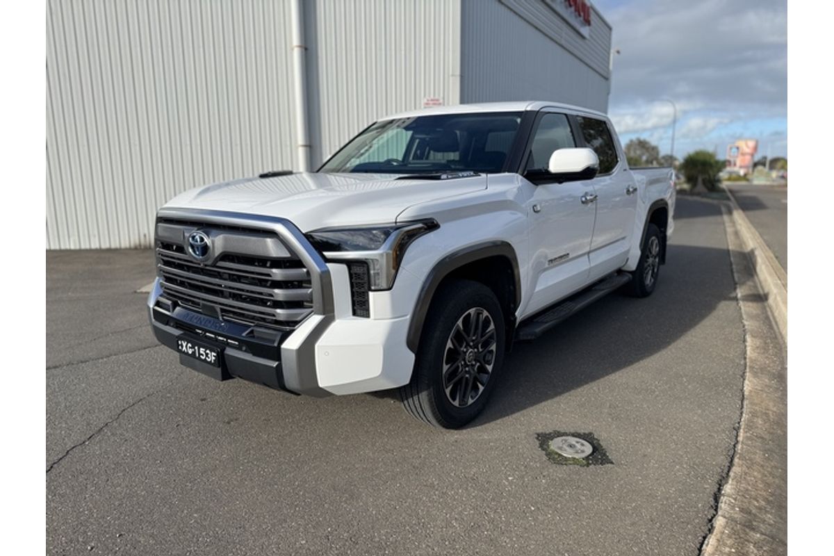 2024 Toyota Tundra Limited VXKH75L 4X4
