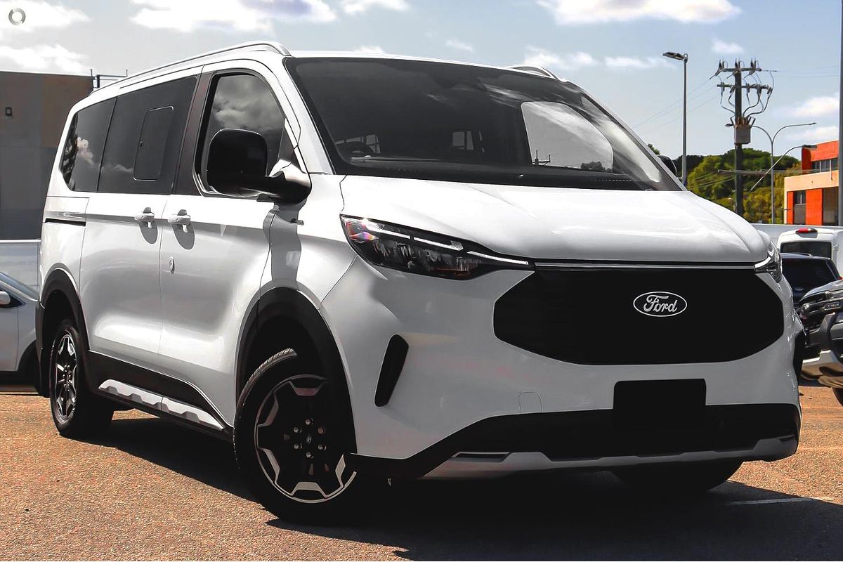 2025 Ford Tourneo Active AV SWB