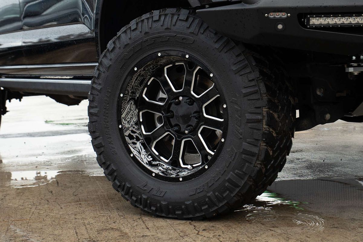 2023 Ford F-150 Lariat 4X4 SWB