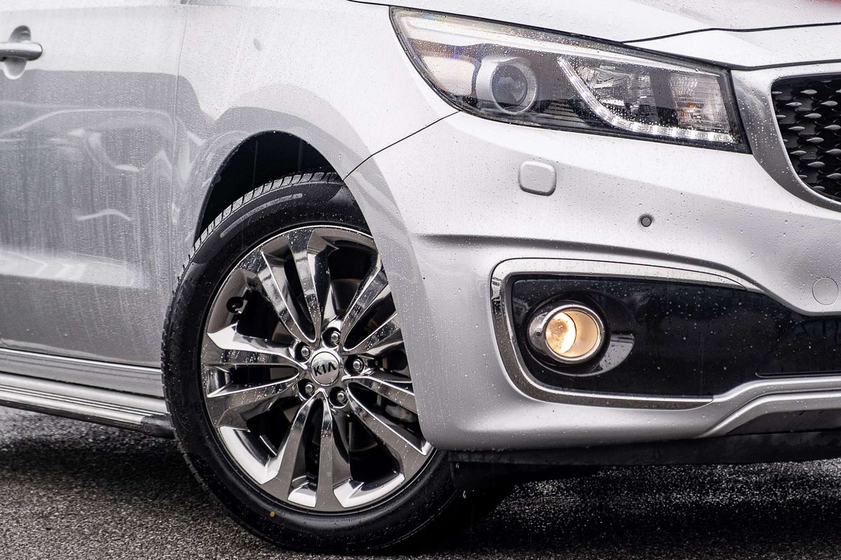 2016 Kia Carnival Platinum YP