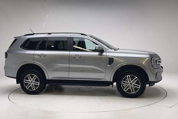 2026 Ford Everest Trend 2.0L thumb-8