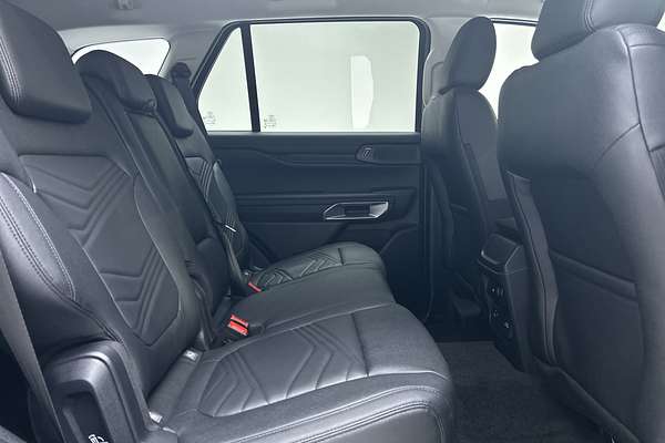 2026 Ford Everest Trend 2.0L thumb-11