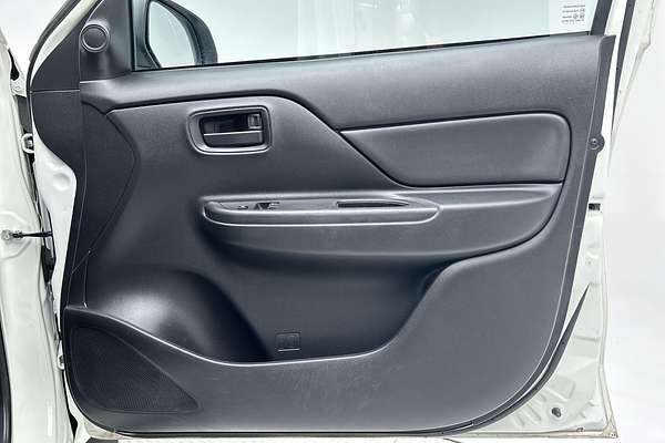 2021 Mitsubishi Triton GLX MR Rear Wheel Drive thumb-16