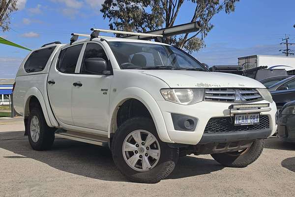 2012 Mitsubishi Triton GLX MN 4X4