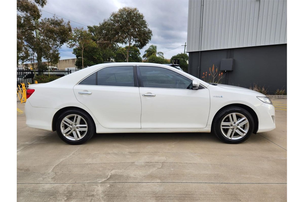 2013 Toyota Camry Hybrid HL AVV50R