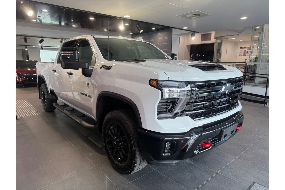 2026 Chevrolet Silverado HD LTZ Premium W/Tech Pack T1 4X4