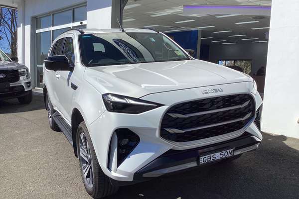 2025 Isuzu MU-X LS-T