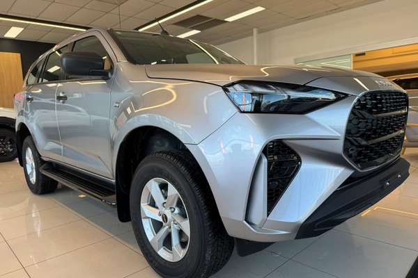 2026 Isuzu MU-X LS-M