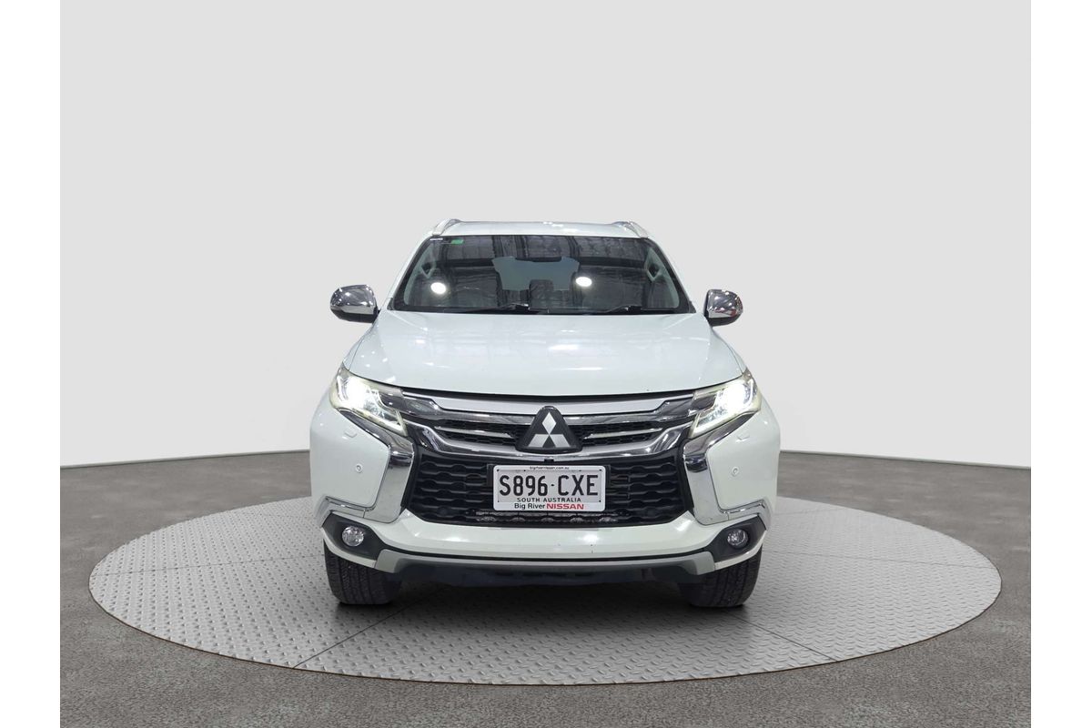 2017 Mitsubishi Pajero Sport Exceed QE image 5