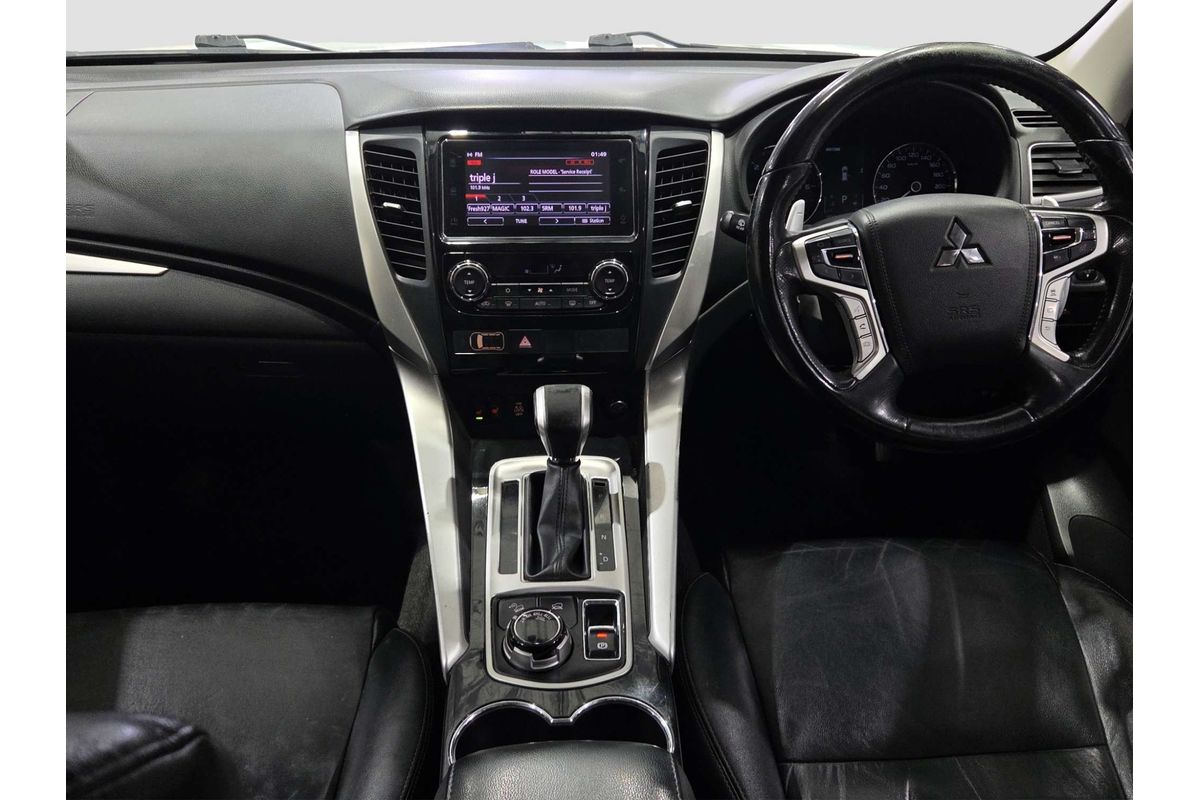 2017 Mitsubishi Pajero Sport Exceed QE image 16