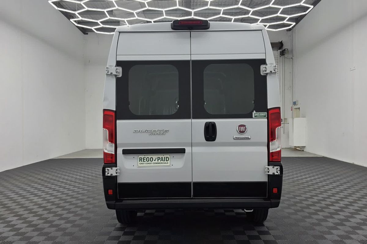 2024 Fiat Ducato Series 9 LWB Mid Roof