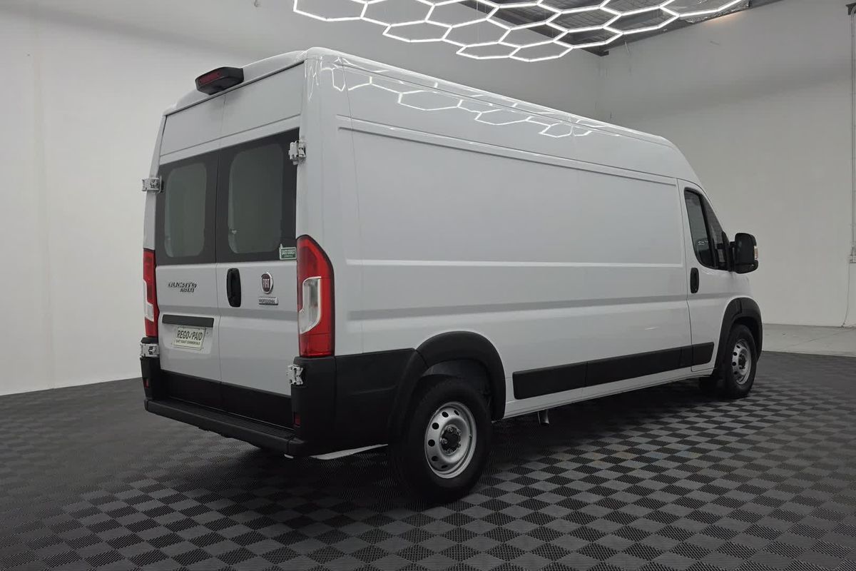 2024 Fiat Ducato Series 9 LWB Mid Roof