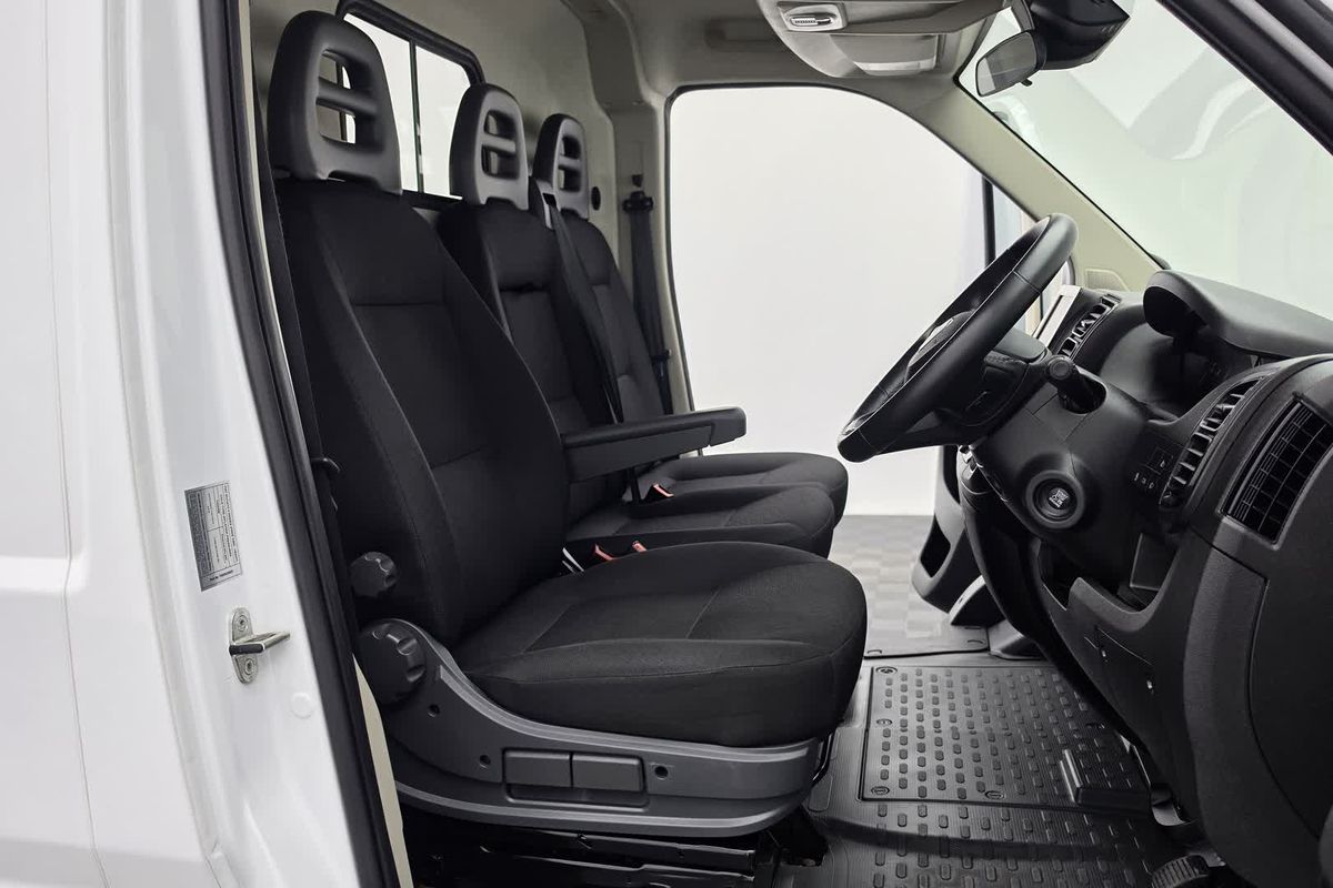 2024 Fiat Ducato Series 9 LWB Mid Roof