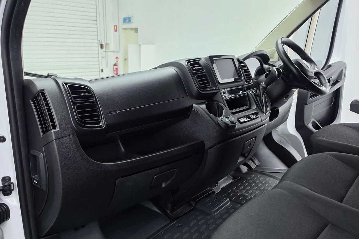 2024 Fiat Ducato Series 9 LWB Mid Roof