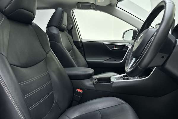 2020 Toyota RAV4 Cruiser AXAH54R thumb-12