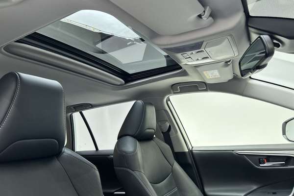 2020 Toyota RAV4 Cruiser AXAH54R thumb-14