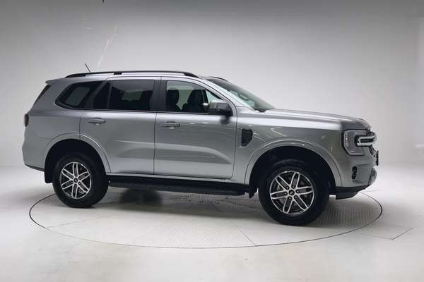 2025 Ford Everest Trend 2.0L thumb-3
