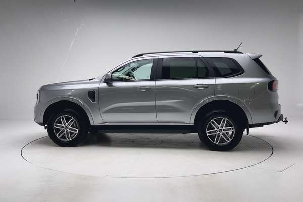 2025 Ford Everest Trend 2.0L thumb-7