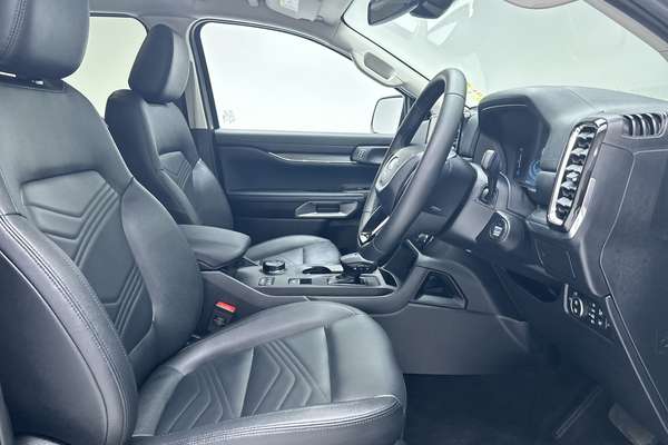 2025 Ford Everest Trend 2.0L thumb-12
