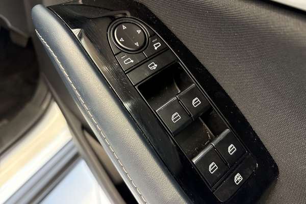 2025 Mazda CX-30 G20 Pure DM Series thumb-19