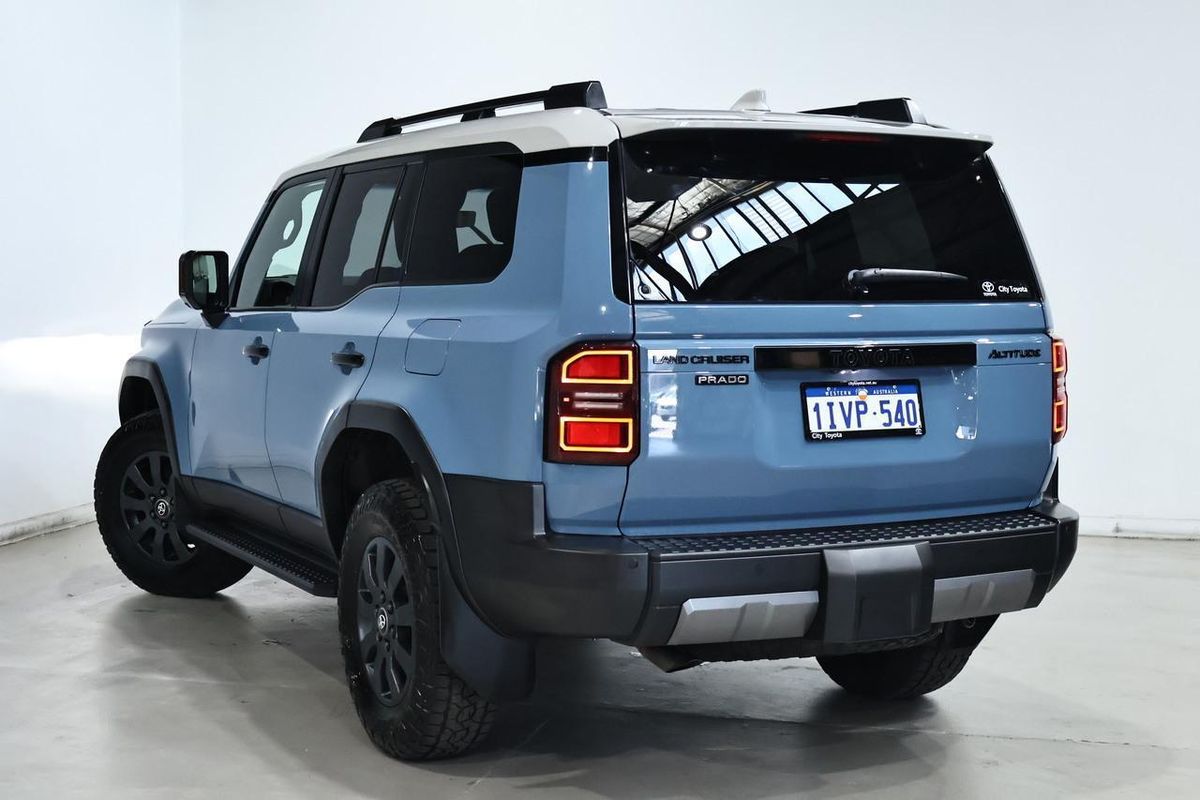 2025 Toyota Landcruiser Prado Altitude GDJ251R