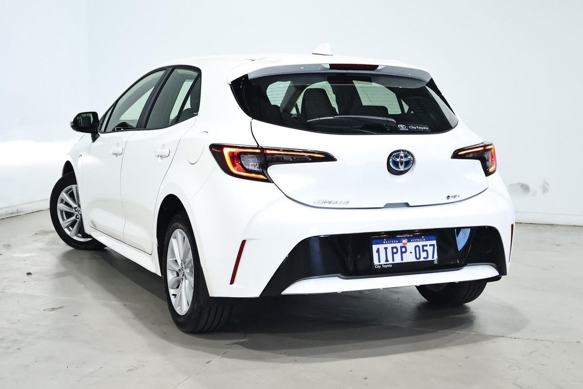 2025 Toyota Corolla Ascent Sport Hybrid ZWE219R